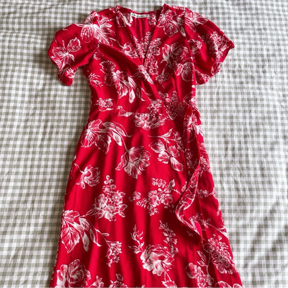 ✨NWT✨ A&F Wrap Dress